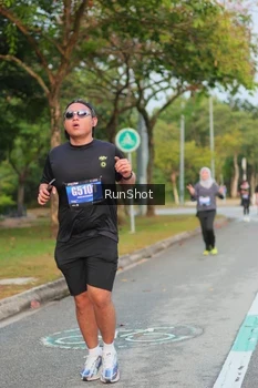 Runner Photo 5684774