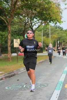 Runner Photo 5684775
