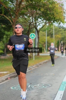 Runner Photo 5684787