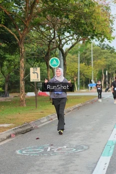 Runner Photo 5684813