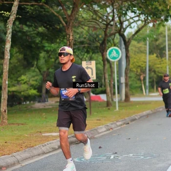 Runner Photo 5684835