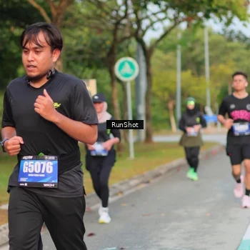 Runner Photo 5684885