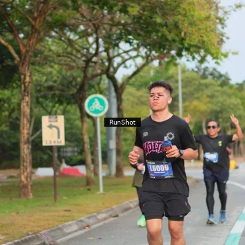 Runner Photo 5684919
