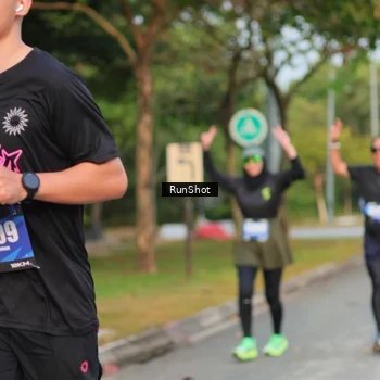 Runner Photo 5684969