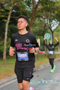Runner Photo 5684971