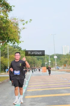 Runner Photo 5685018