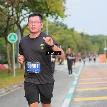 Runner Photo 5685047