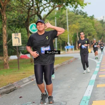 Runner Photo 5685089