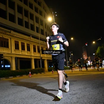 Runner Photo 5685098