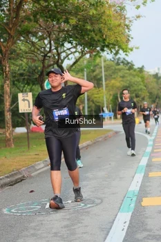 Runner Photo 5685122