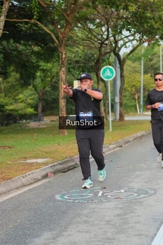 Runner Photo 5685134