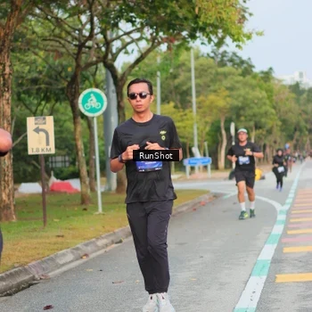 Runner Photo 5685146