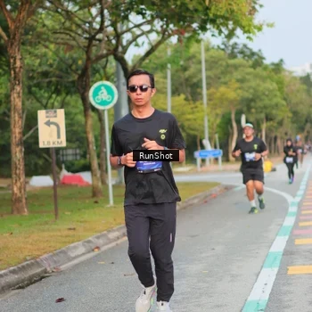 Runner Photo 5685158