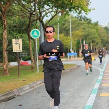 Runner Photo 5685182