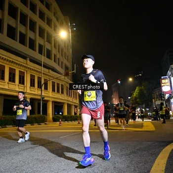 Runner Photo 5685220