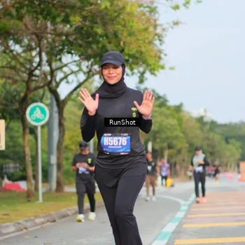 Runner Photo 5685343