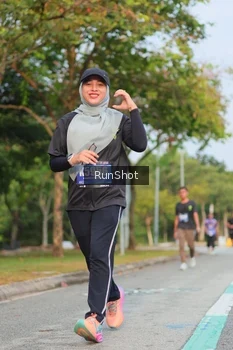 Runner Photo 5685404