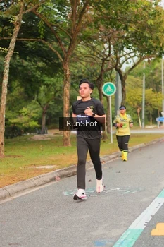 Runner Photo 5685408