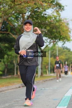Runner Photo 5685414
