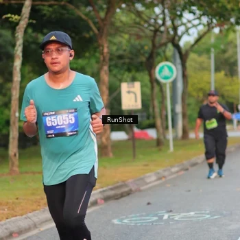 Runner Photo 5685417