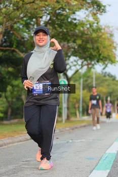 Runner Photo 5685424