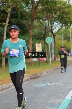 Runner Photo 5685425