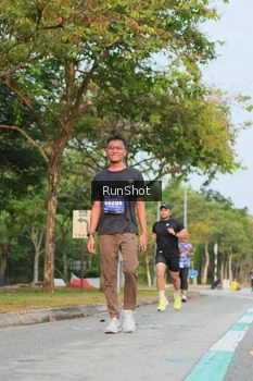 Runner Photo 5685435