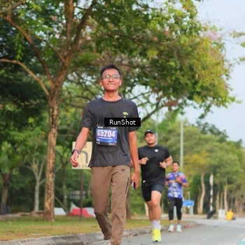 Runner Photo 5685439
