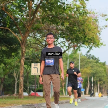 Runner Photo 5685448
