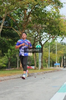 Runner Photo 5685472