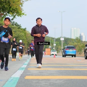 Runner Photo 5685539