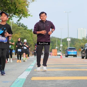 Runner Photo 5685556
