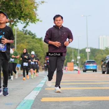 Runner Photo 5685559