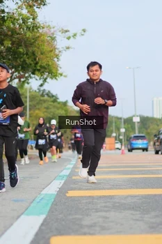 Runner Photo 5685569