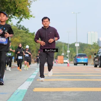 Runner Photo 5685576