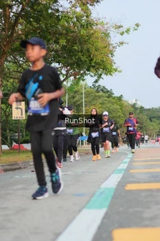 Runner Photo 5685581