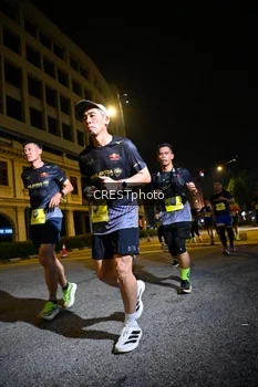 Runner Photo 5685585