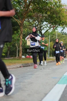 Runner Photo 5685616