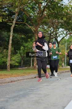 Runner Photo 5685625