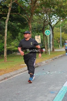Runner Photo 5685631