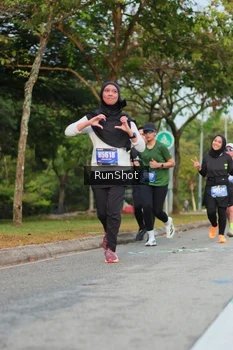 Runner Photo 5685634