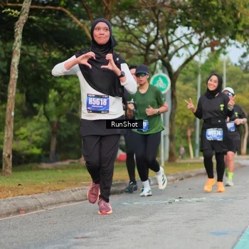 Runner Photo 5685642