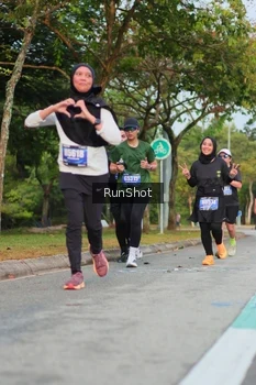 Runner Photo 5685643