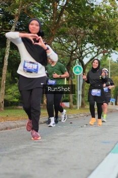 Runner Photo 5685655