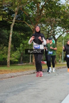 Runner Photo 5685670