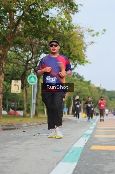 Runner Photo 5685777