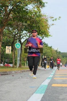 Runner Photo 5685794