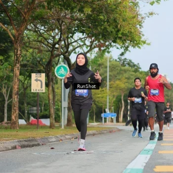 Runner Photo 5685811