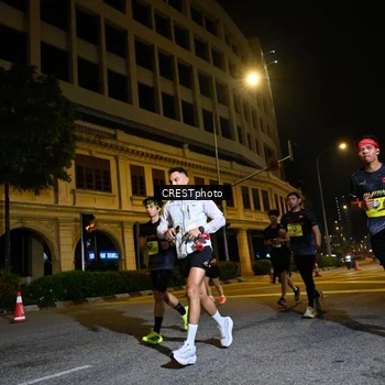 Runner Photo 5685842