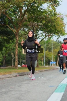 Runner Photo 5685856